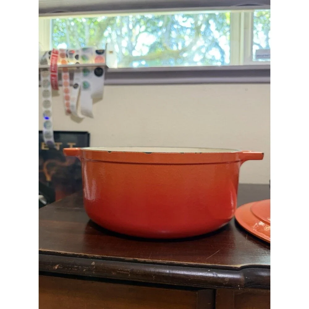 Chasseur Dutch Oven Cast Iron Pot Made In France Orange Size 26